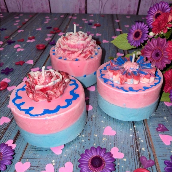 Handmade Soy Candle | Cheirosa 76 | Clean Burn Luxury - Picture 4 of 6